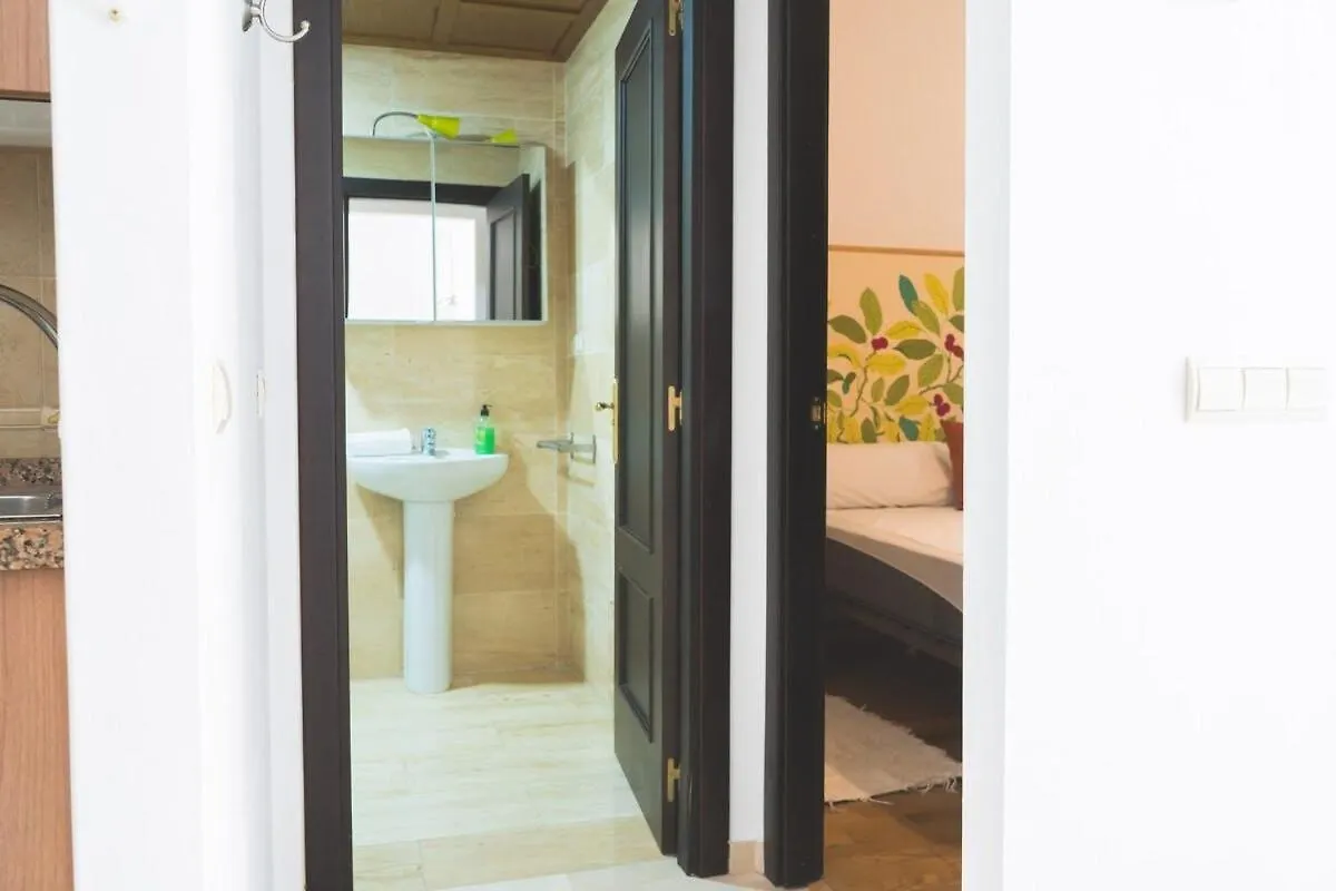 Céntrico Apartamento en Calle Carreteria - Málaga 0*,