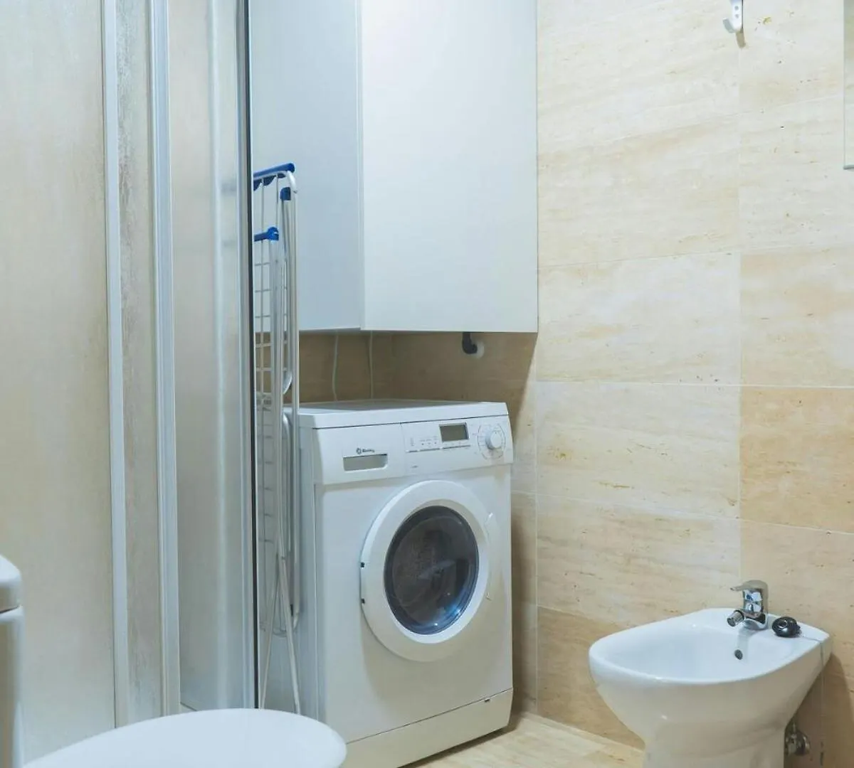 Céntrico Apartamento en Calle Carreteria - Málaga